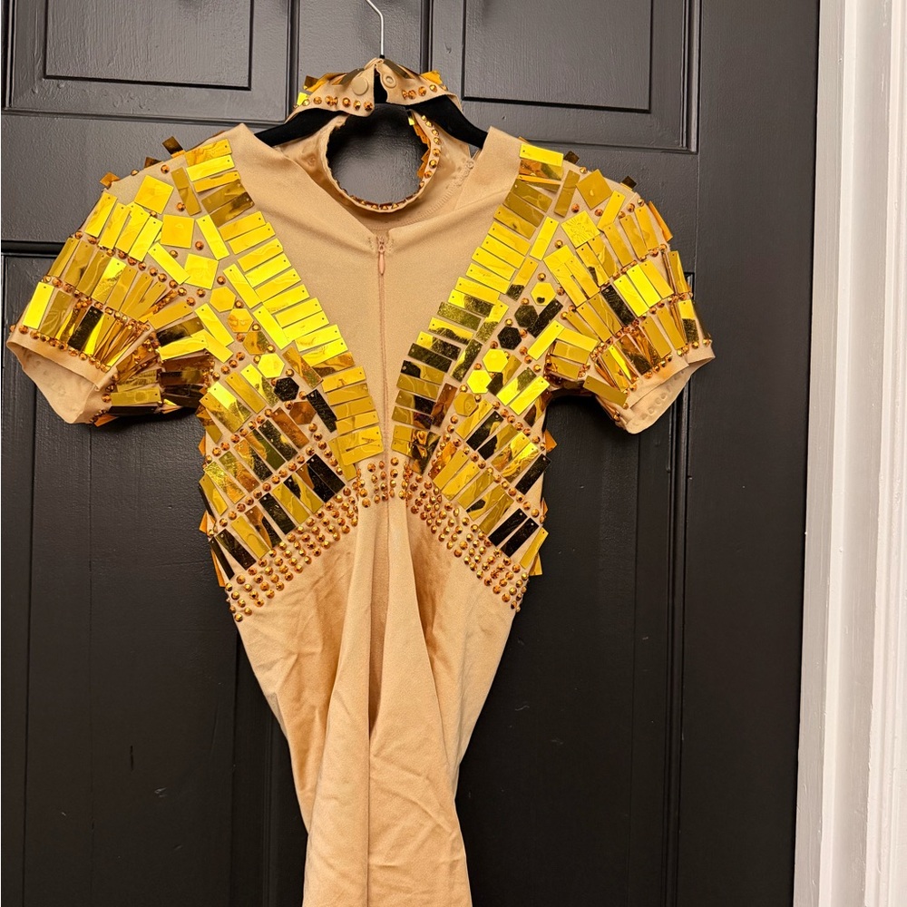 NWT Gold Sequin Embellished bodysuit - Picture 3 of 6